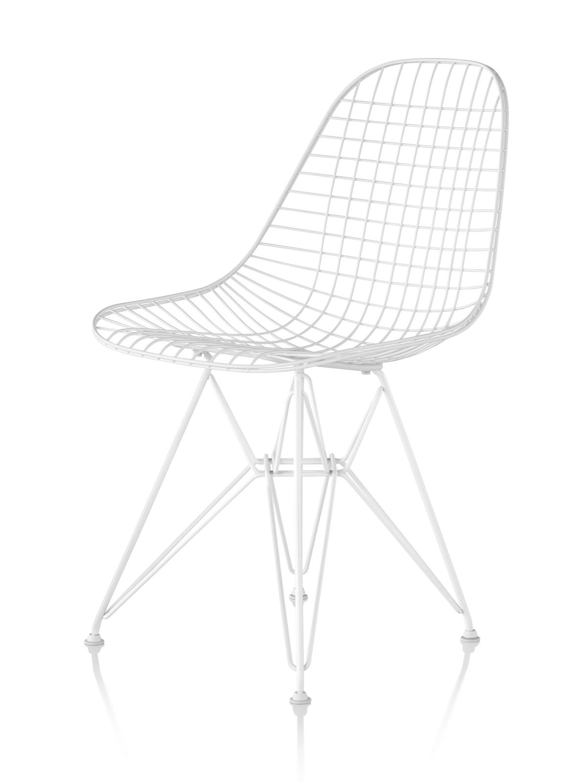 Eames Wire Chair Outdoor with white finish and wire base. Eames Wire Chair Outdoor with white finish and wire base.