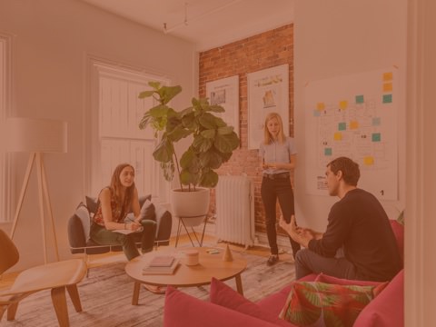 Three people have a dicussion in an office designed based on research on people's needs and daily work activities. Three people have a dicussion in an office designed based on research on people's needs and daily work activities.