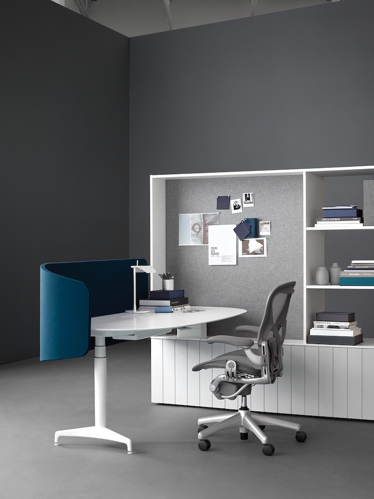 Single L-Desk with a Partial Display. Single L-Desk with a Partial Display.