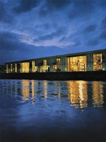 We would like a building that permits maximum relation of work spaces to the outdoors. We would like a building that permits maximum relation of work spaces to the outdoors.